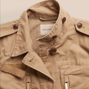 Banana Republic Military Utility Jacket in iced latte. Size small